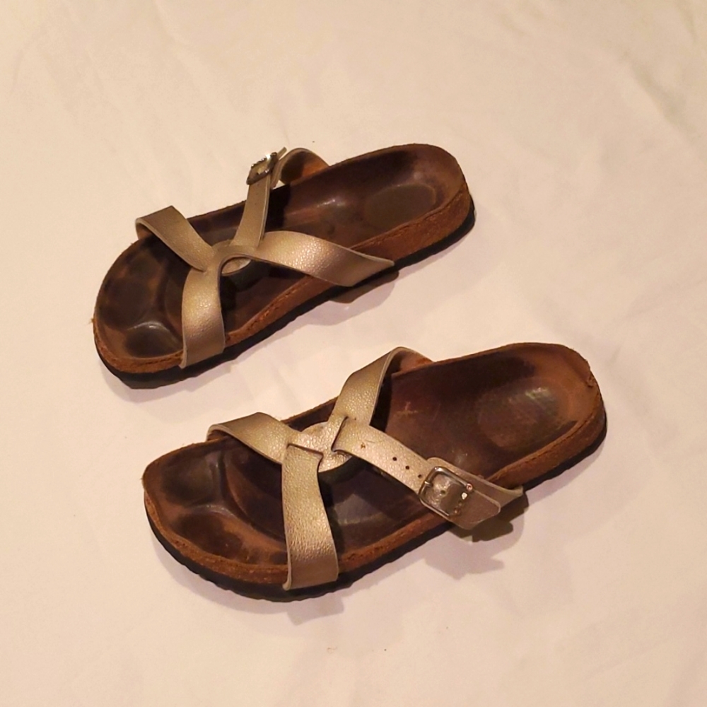 Birkis sandals Gold